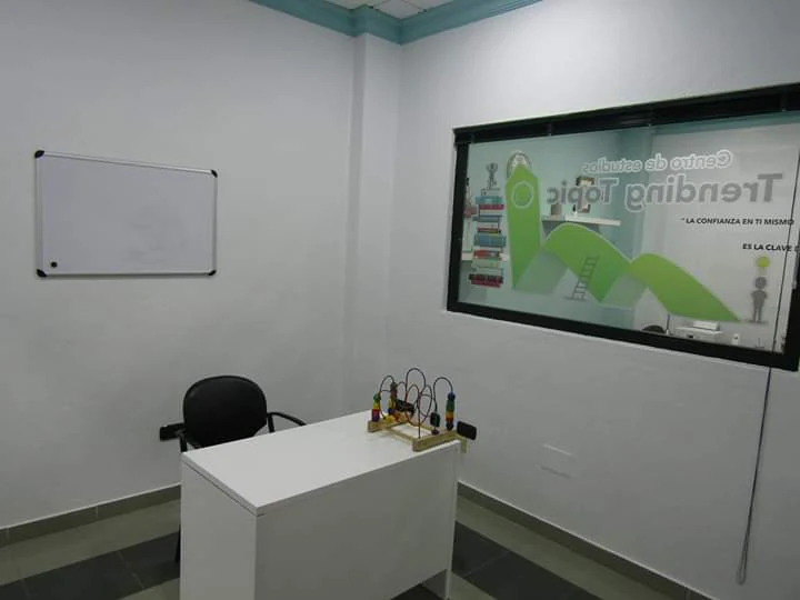 Centro de estudios Trending Topic