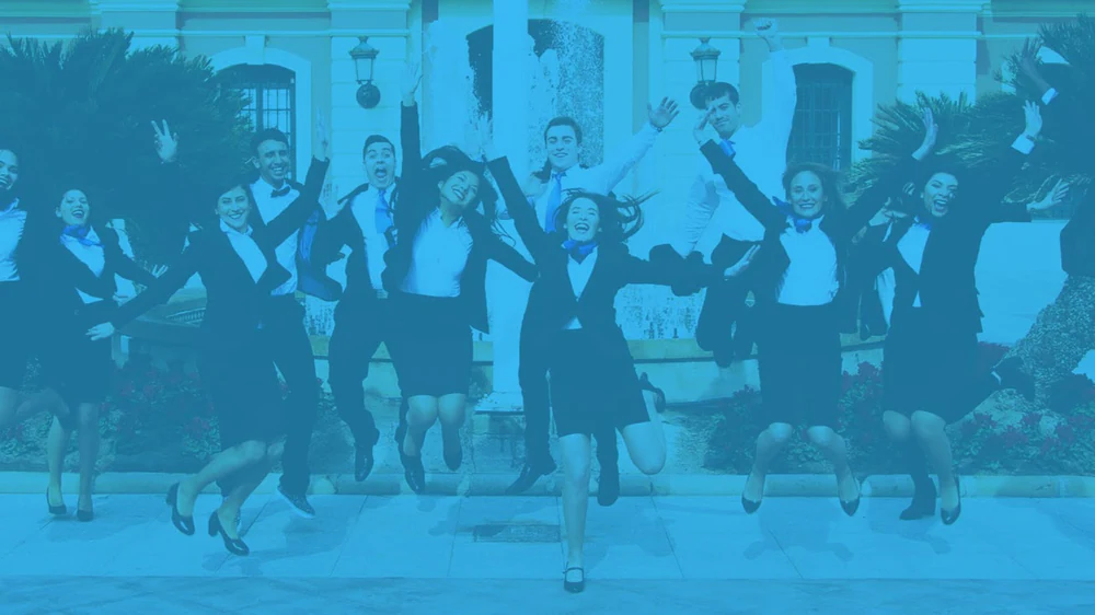 Esatur Madrid – Curso TCP y Curso de Azafata de Vuelo