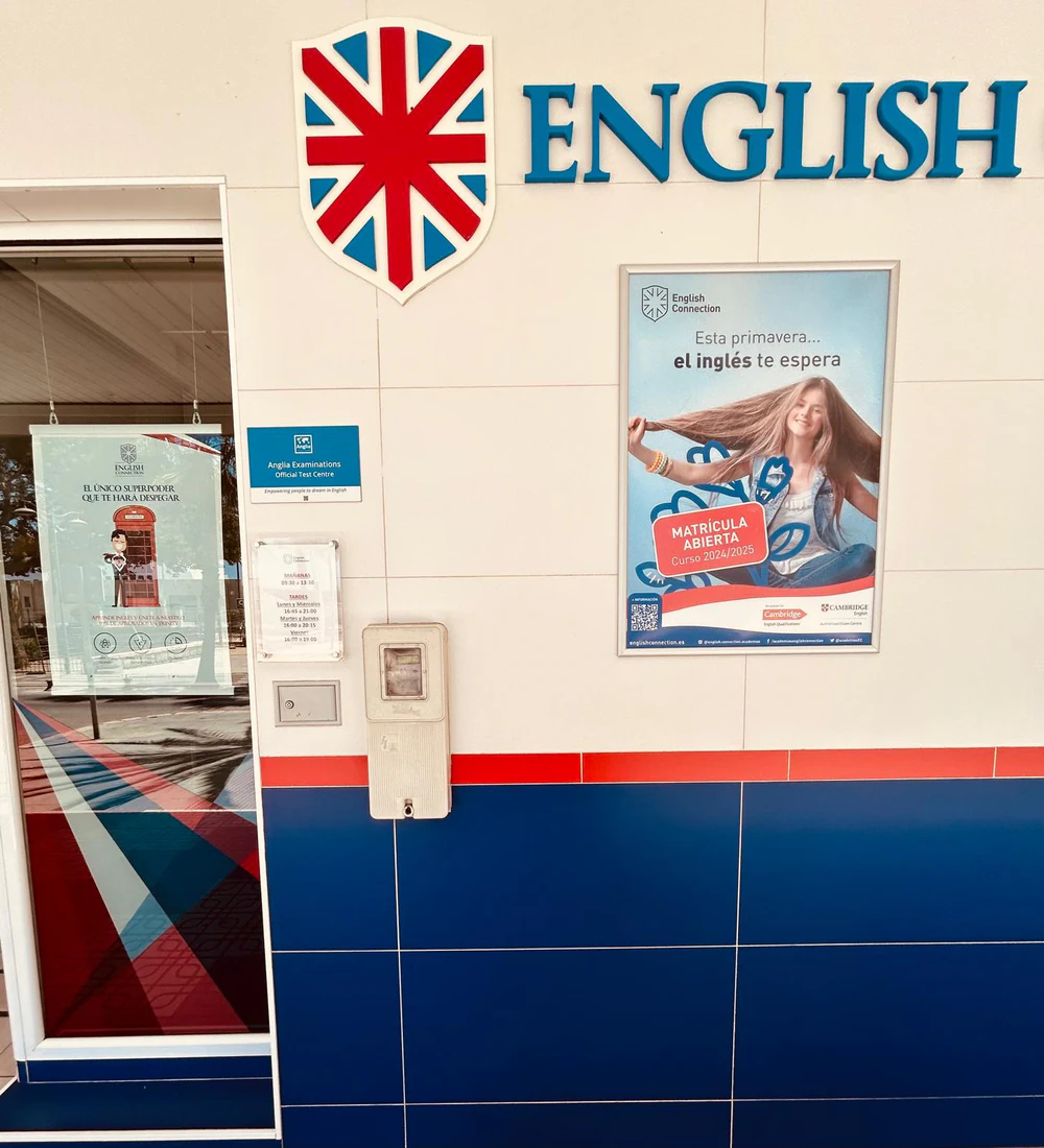 English Connection Academia de inglés - Almeria