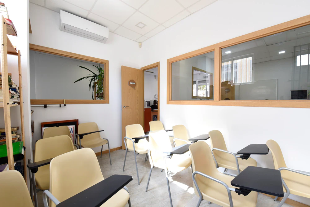 Foto de Academia Aluche. Centro de educación y estudios E y E