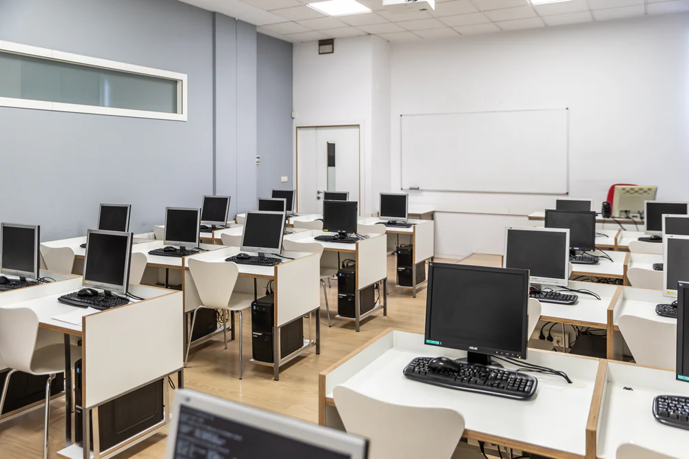 Foto de Academia oposiciones PREMIR Santiago. Sede Central