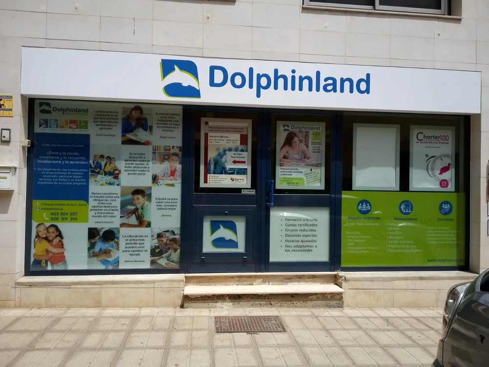 DOLPHINLAND CENTRO DE FORMACIÓN
