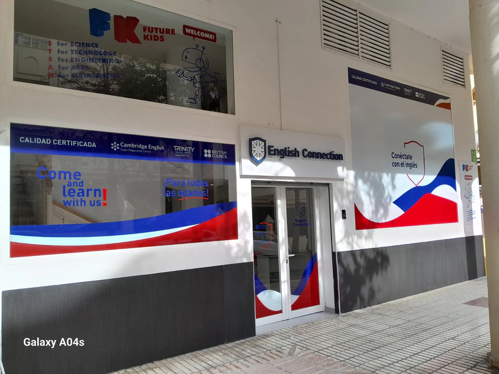 English Connection Academia de Inglés - Benalmádena