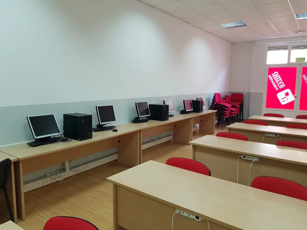 AYMO Formación - Centro de Formación Profesional Granada
