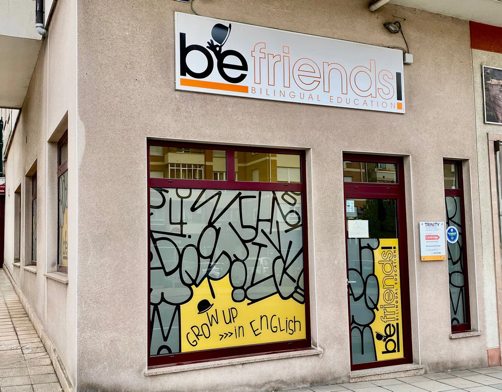Befriends Corvera