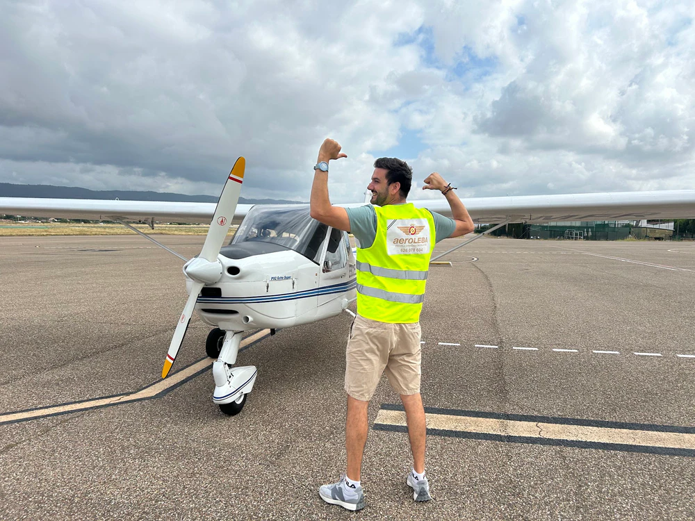 AEROLEBA - Escuela de Vuelo ULM