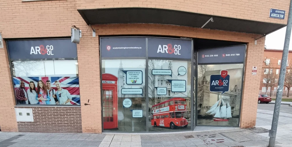 ARcool Academy