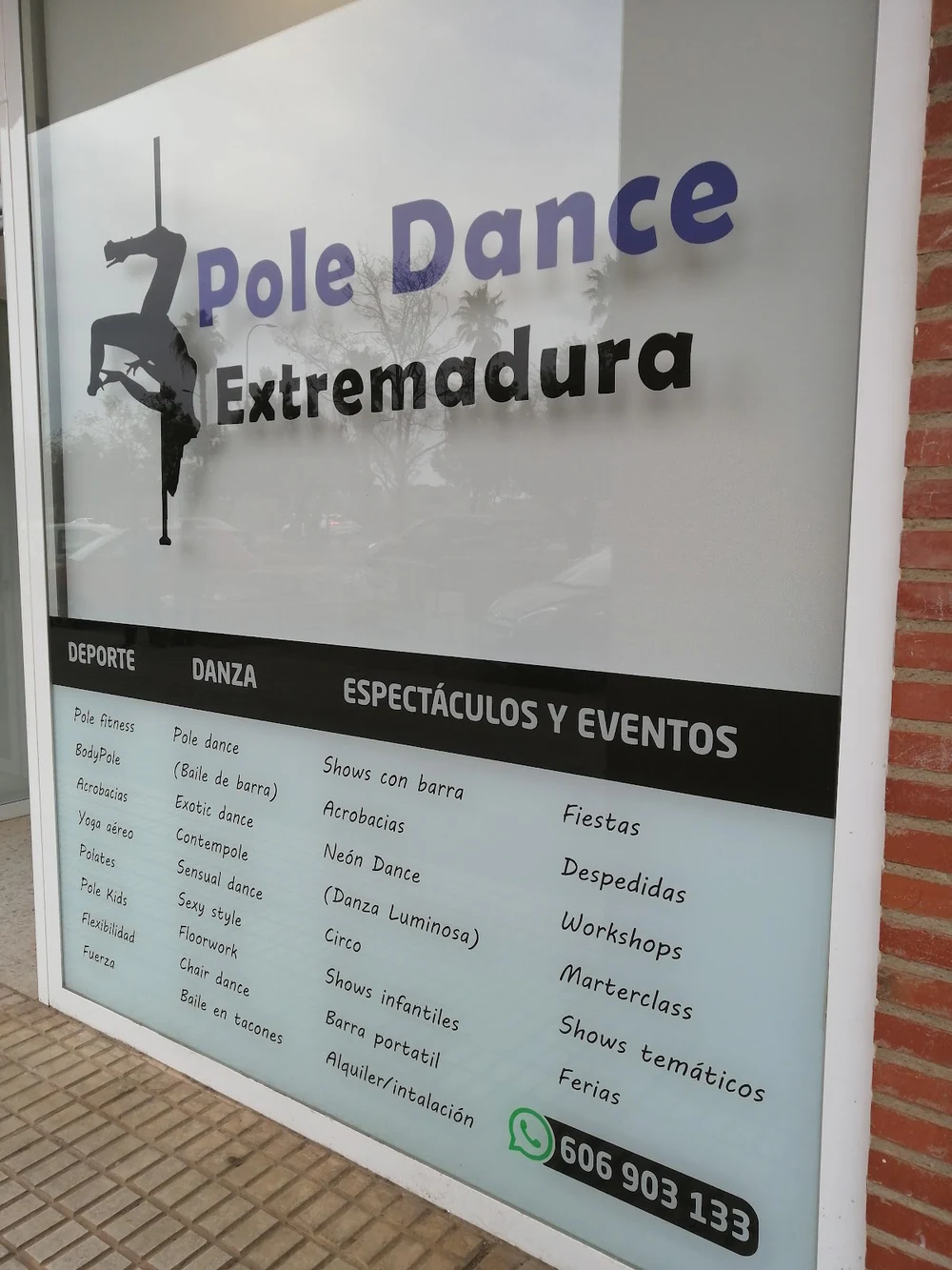 Foto de POLE DANCE & BUNGEE FITNESS BADAJOZ EXTREMADURA