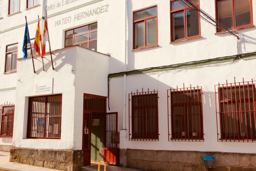 Centro Público de Educación de Personas Adultas Mateo Hernández
