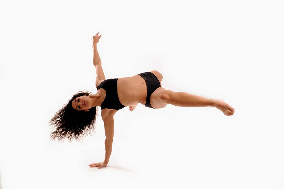 Judit Trima profesora de danza en Valencia. Zouk Brasileño y técnica.
