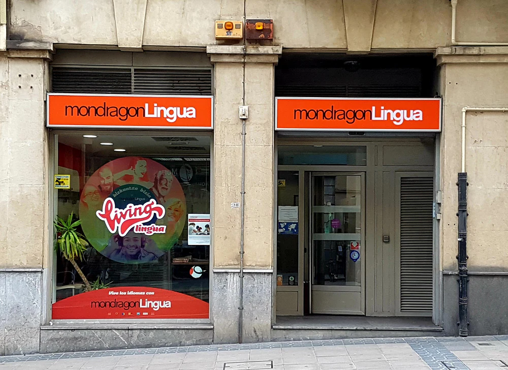 Foto de MondragonLingua | Academia de inglés y euskera en Bilbao