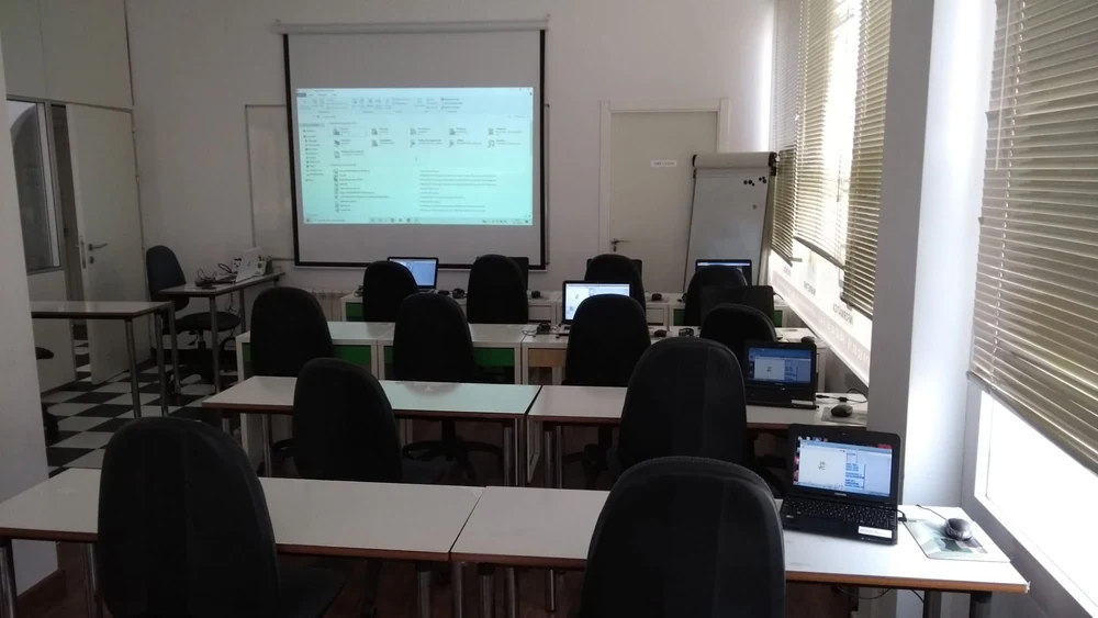 Foto de Academia de idiomas, apoyo escolar y gabinete pedagógico Formanovus