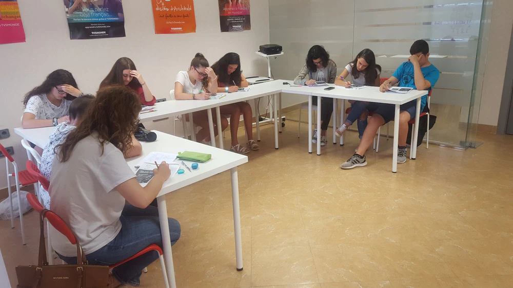 Cabezón school of languages