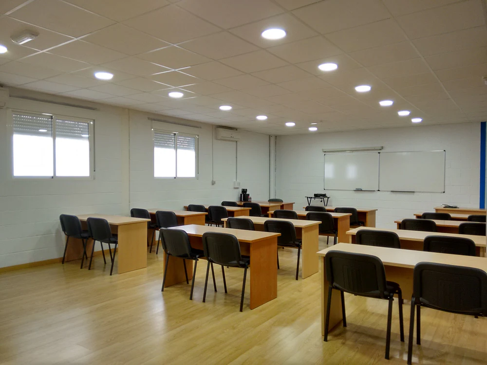 CENTRO DE FORMACIÓN MACU, S.L