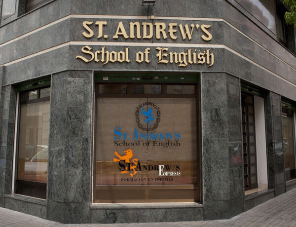 St. Andrew's Idiomas