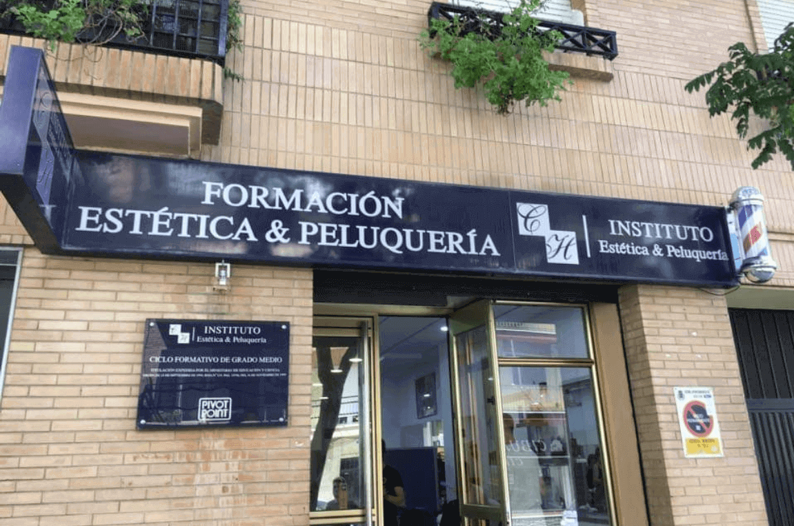 INSTITUTO CHELA. Academia de Peluquería y Estética
